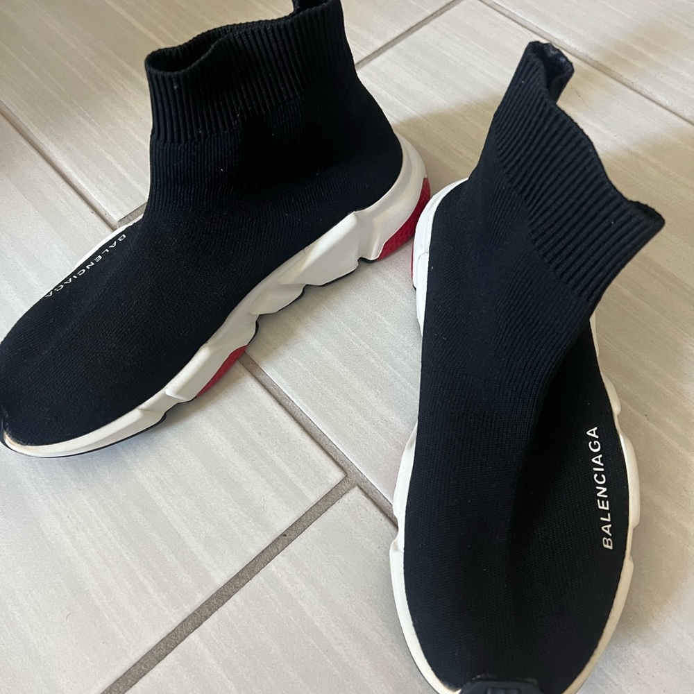 Balenciaga sneakers size 39